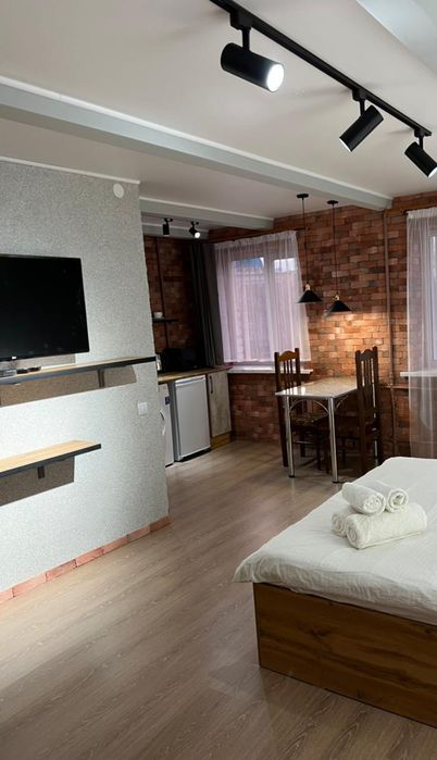 1 ком ком. Центр, маг Спутник, Тайга. 125+