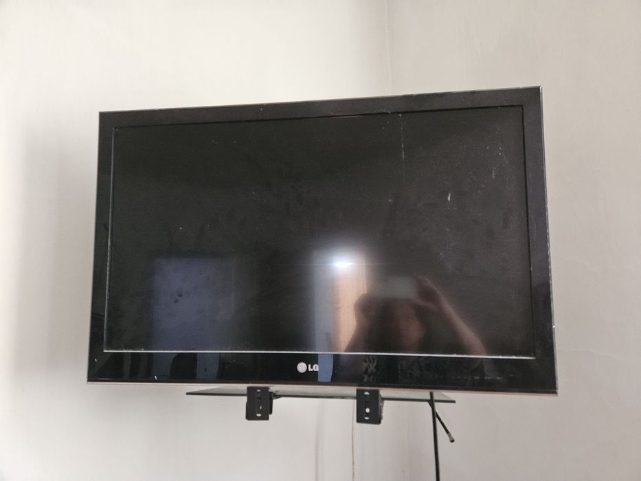 Телевизор LG на запчасти