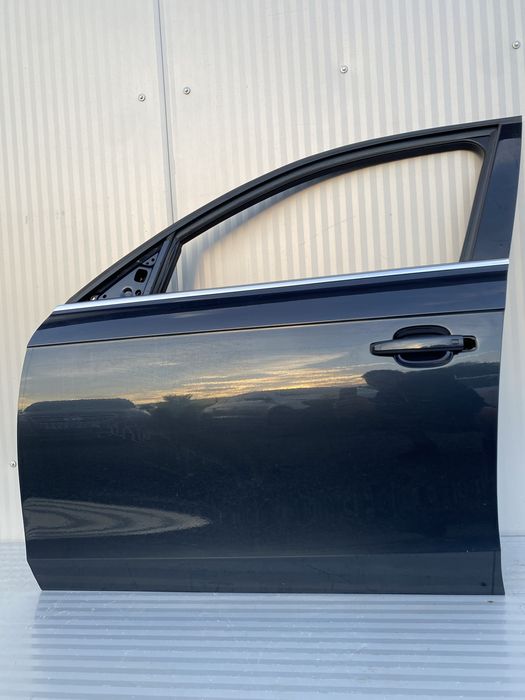 Usa st fata Audi A4 B8 Facelift cod de culoare LX5R 2012-2015