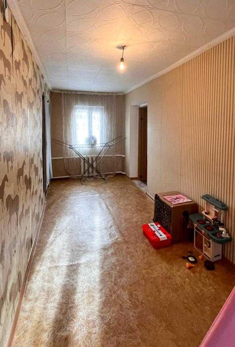 Продается 4-комнатный Частный дом Иван Империя