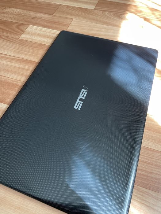 Ноутбук ASUS б/у