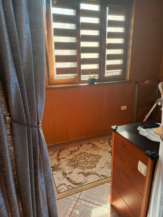 СРОЧНО!!!Продаётся 2-х комнатная квартира переделанная в 3-х