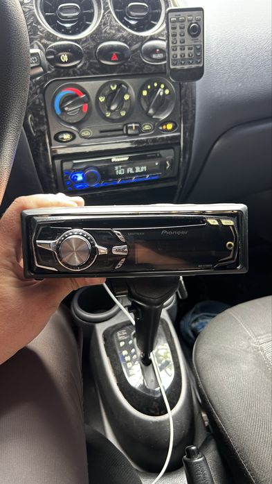 Pioneer DEH-X7500SD