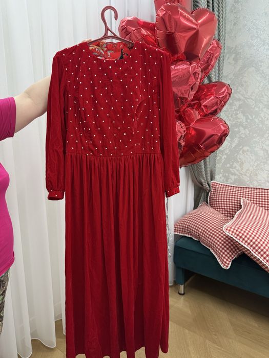 красное платье новая