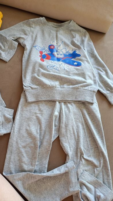 Продам костюмы очень удобные