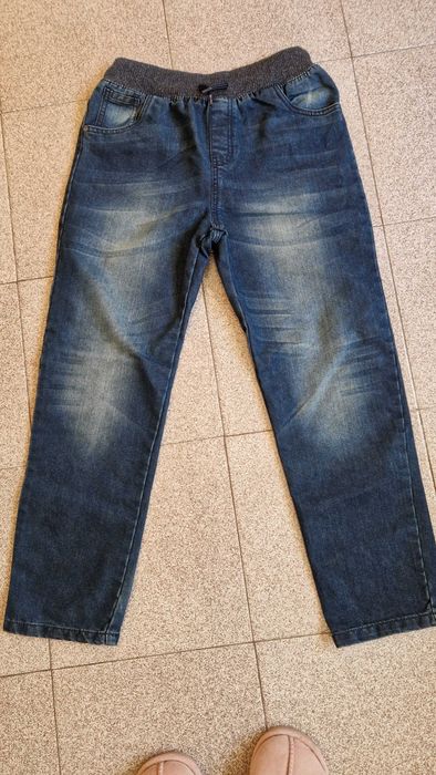 Дънки за момче. Като нови.Цената е 20лв за бр.