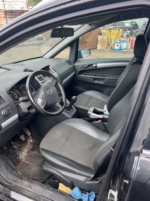 Опел Зафира Б 1.9 dti 150кс 6 скорости НА ЧАСТИ