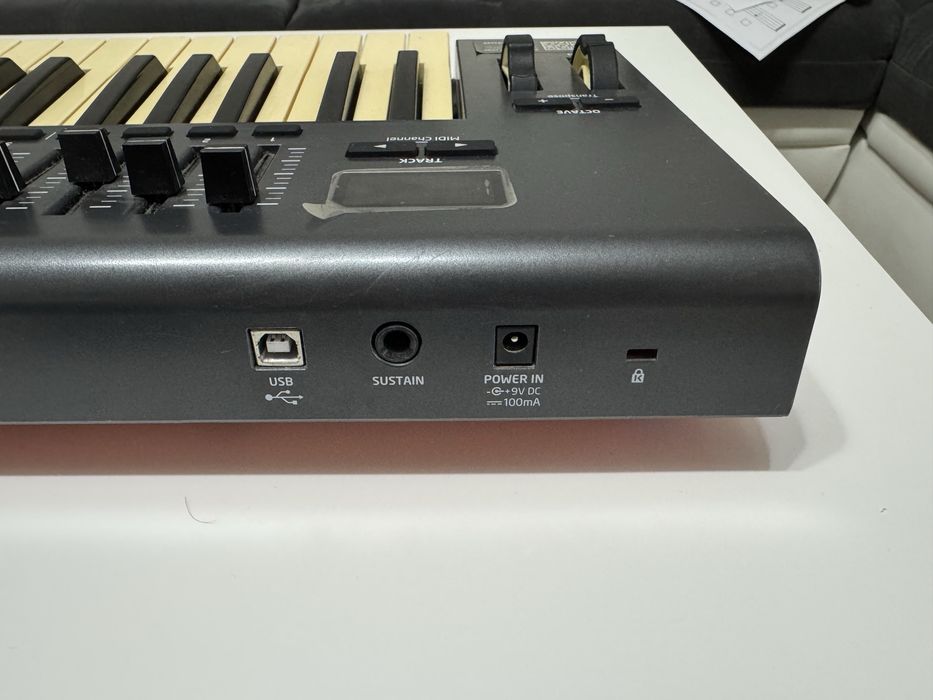 Clapa Midi Keyboard Novation Launchkey 61