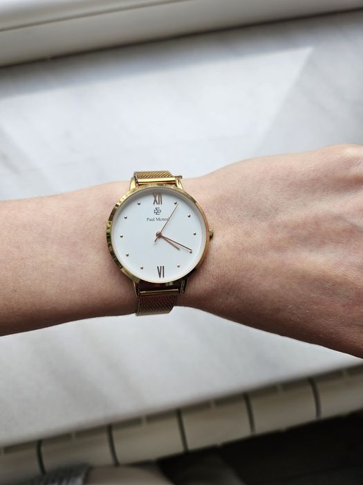 Часовник Paul Mcneal