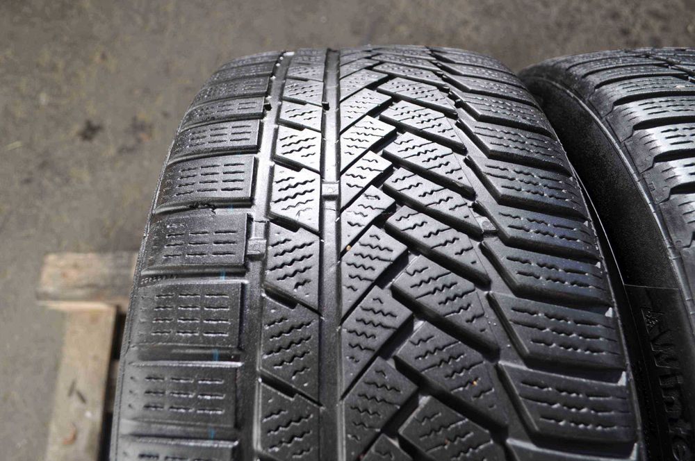 SET 2 Anvelope Iarna 235/45 R18 CONTINENTAL WinterContact TS850 P 98V