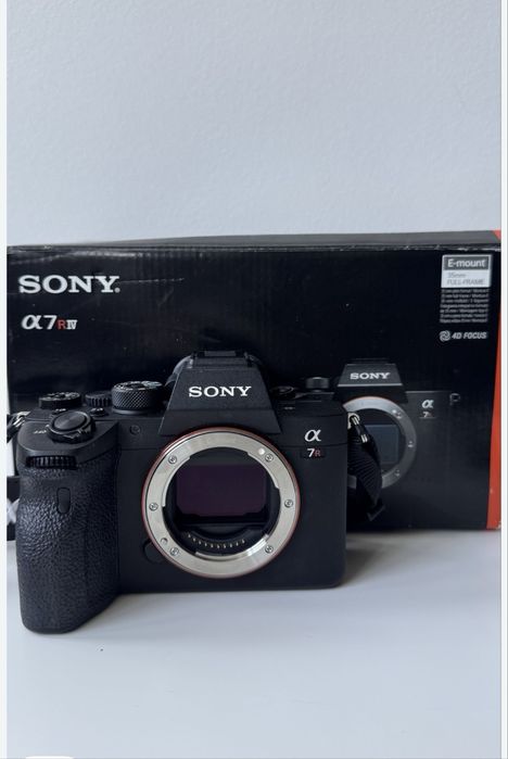 Sony a7R iv in stare noua la cutie foarte putin folosita
