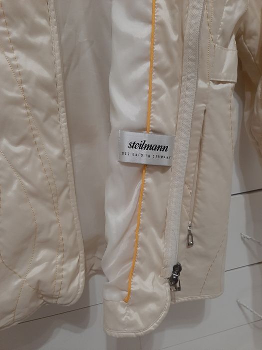Geaca dama Steilmann, alb crem, conditii excelente, purtata de 2-3 ori