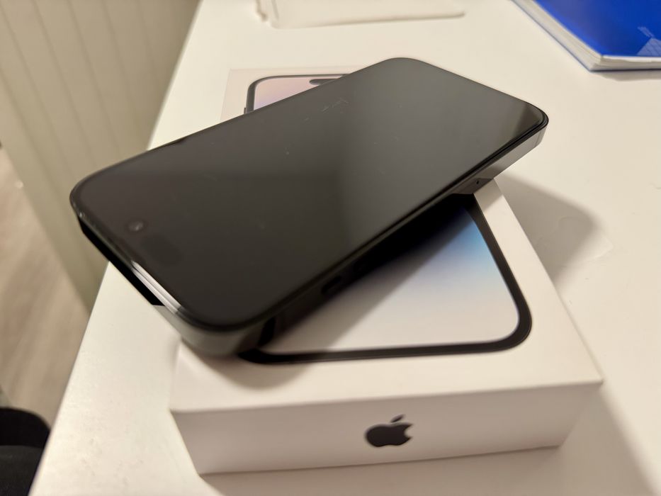 Iphone 14 pro la cutie,stare foarte buna  !