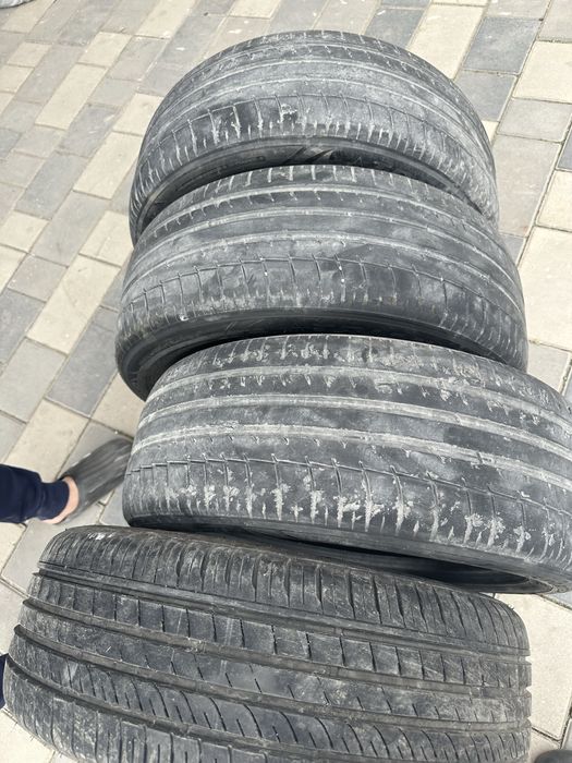 Продам б/у шины 7 штук