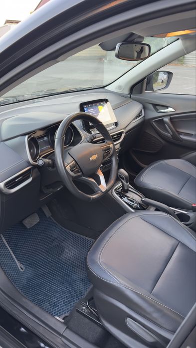 Trecker 2023 yil 41.700 probeg zavod xolatda