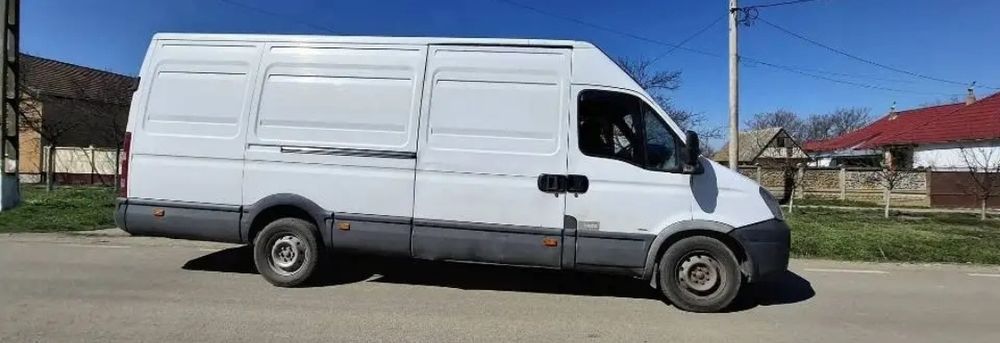 Vând Iveco Daily 35S12 2.3 Bus varianta cea mai lunga