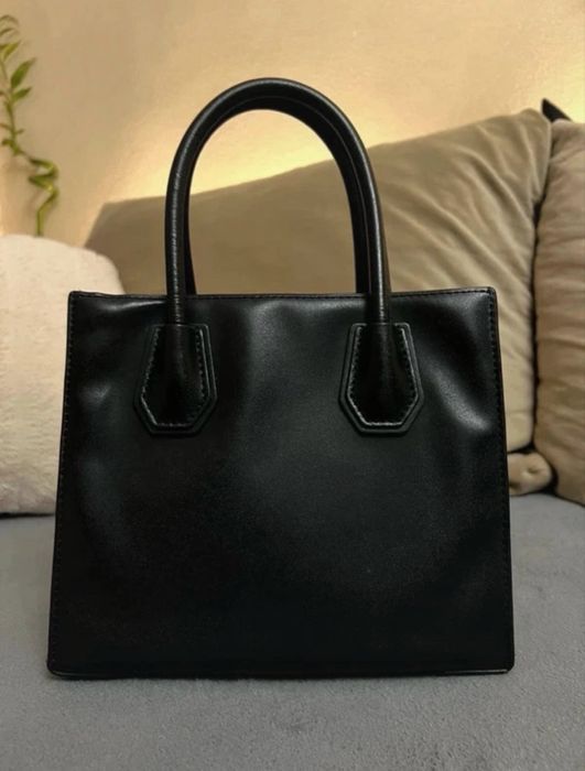Geanta Michael Kors neagra