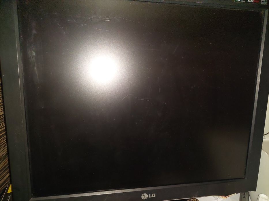 Monitor LG flatron ,stare buna ,diagonala 19 inch
