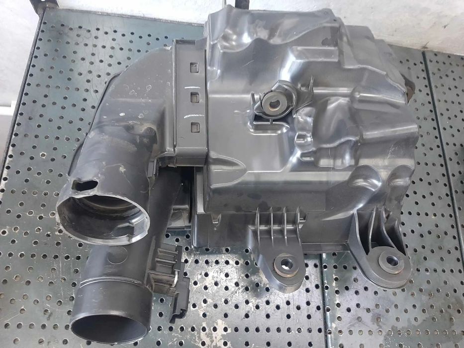 carcasa filtru aer 1.5cdti  yh01 opel vivaro c dupa 2019 citroen jumper dupa 2016  9828002080