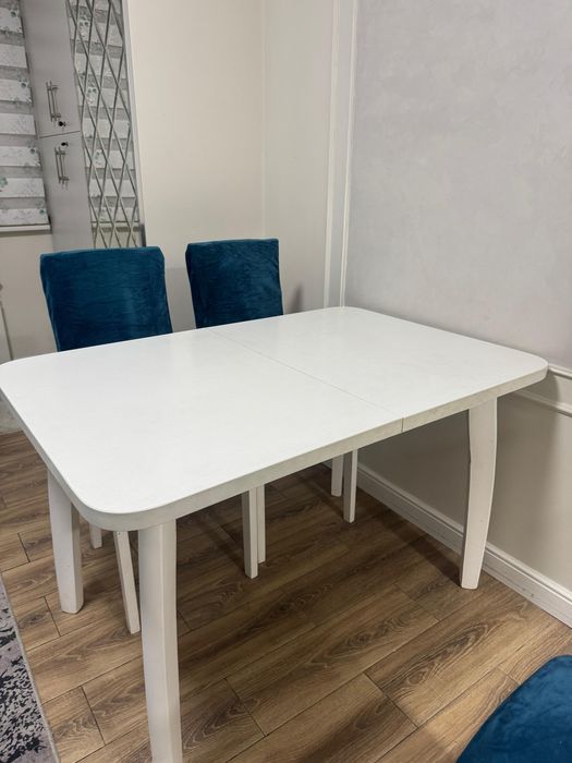 Стол кухонный. Б/У.