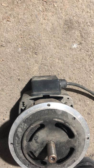 Электродвигатель