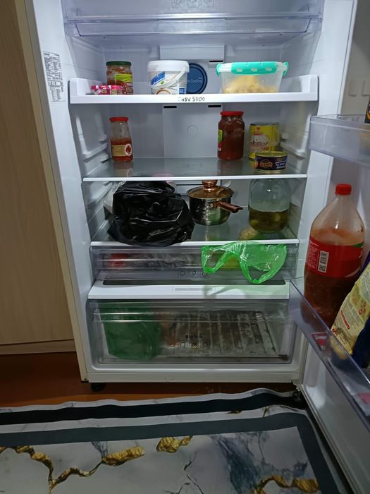 Продам холодильник