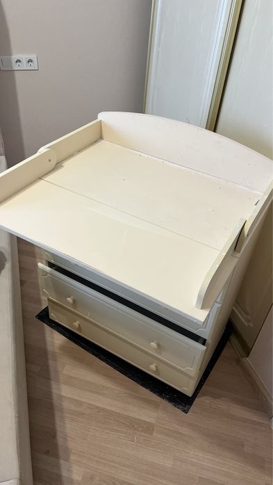 Пеленальный стол комод