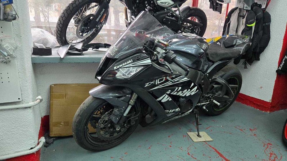 kawasaki ninja zx 10r • Anunturi gratuite • OLX.ro