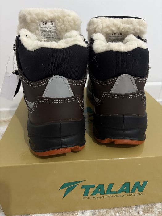 Зимний спец обувь новый