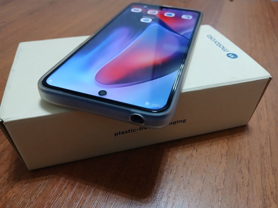 Моторола Е15 в идеале новый мощный смартфон