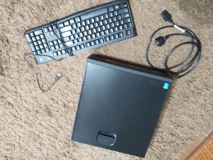 Sistem Desktop HP EliteDesk 800 G1 SFF+ tastatura