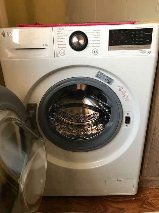 LG Kir yuvish moshinasi model F2V3GS6W holati yangi,8.5kg kiyim sigadi