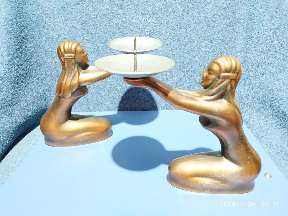 Подсвечник Статуэтка Девушка да будет свет.