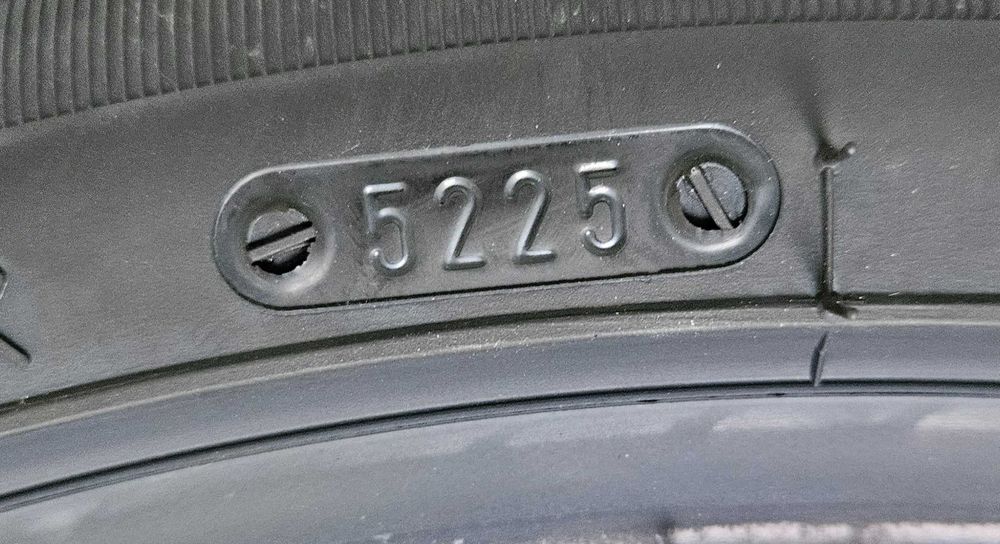 245/40 R18 97y xl RIKEN (By Michelin) Summer 3 B/B/71 Anvelope de vara