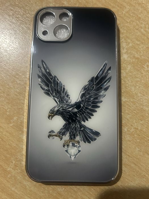 Чехлы на айфон 14