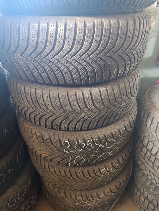 205/60/15 продам комплект шин