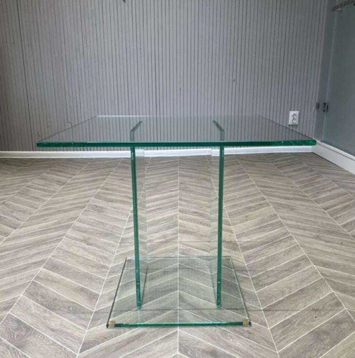 Журнальный столик