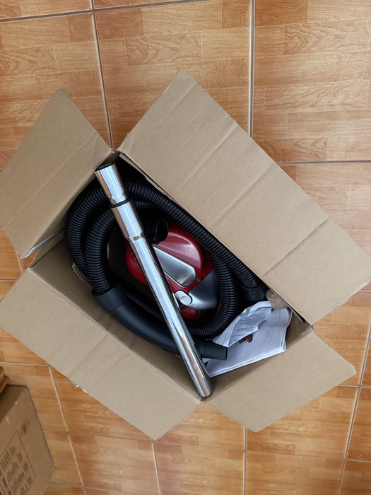 Aspirator fara sac Heinner