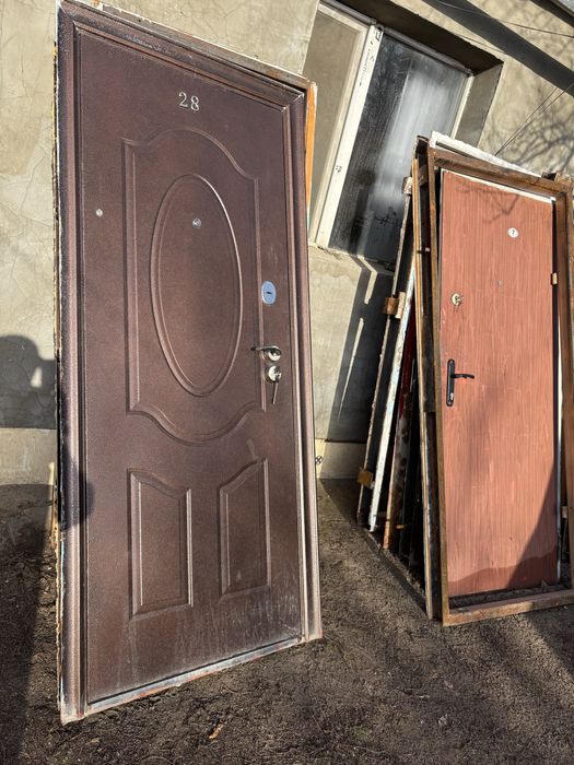 Продам входные железные двери