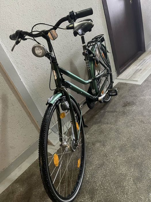 Vand bicicleta in stare buna