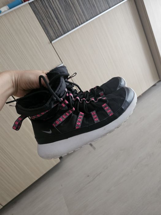 Ghete/cizme nike marimea 38,5