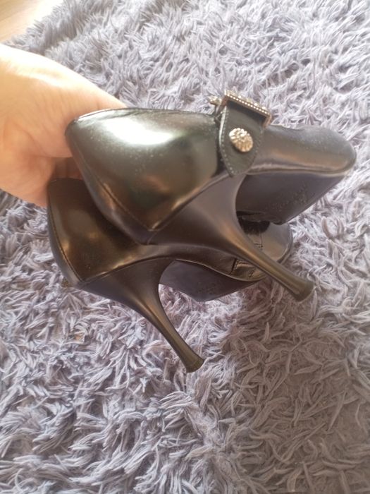 Продам туфли в хорошем состоянии