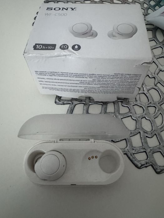 Casca Sony C500