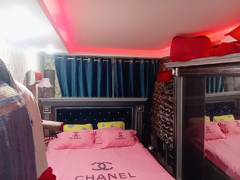 Fargona do kanal 26 Maktab roparasida joylashgan kv sotiladi