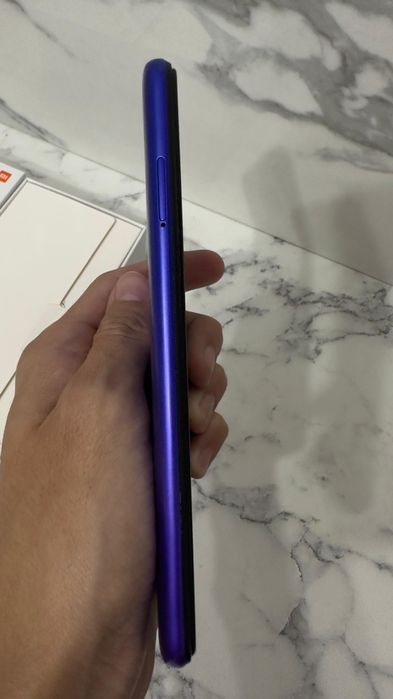 Redmi 9 продам срочно