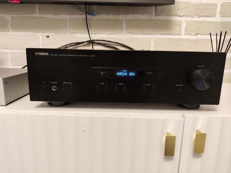 Акустическая система с усилителем