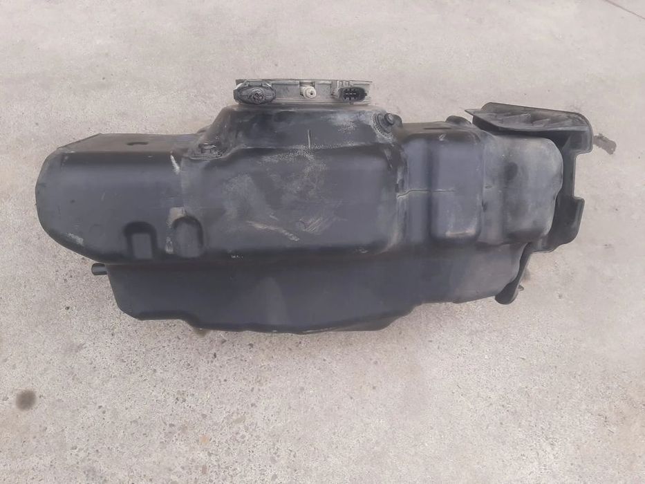 Vas rezervor adblue cu pompa f1agl411d 2.3 d euro 6 iveco daily 6 5802327987 0444040035 5802465111