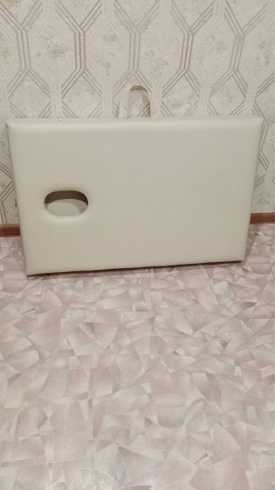 Продам кушетку в хорошем состоянии