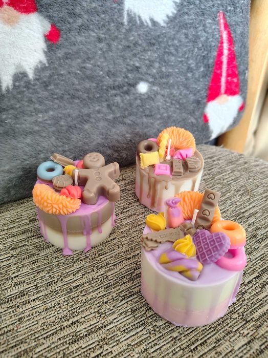 Ръчно изработени соеви свещички