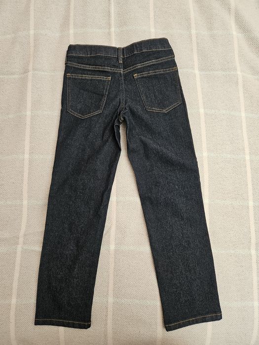 Нови детски дънки размер 128